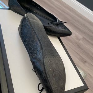 Gucci flats,100% original black leather, w/Gpattern, running smaller 9
